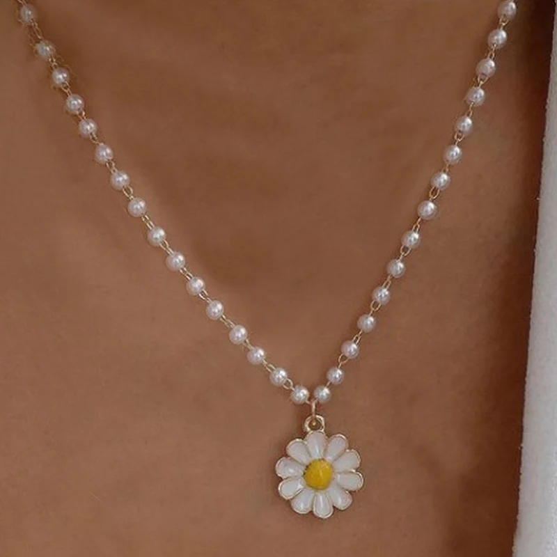 Collier à fleur marguerite