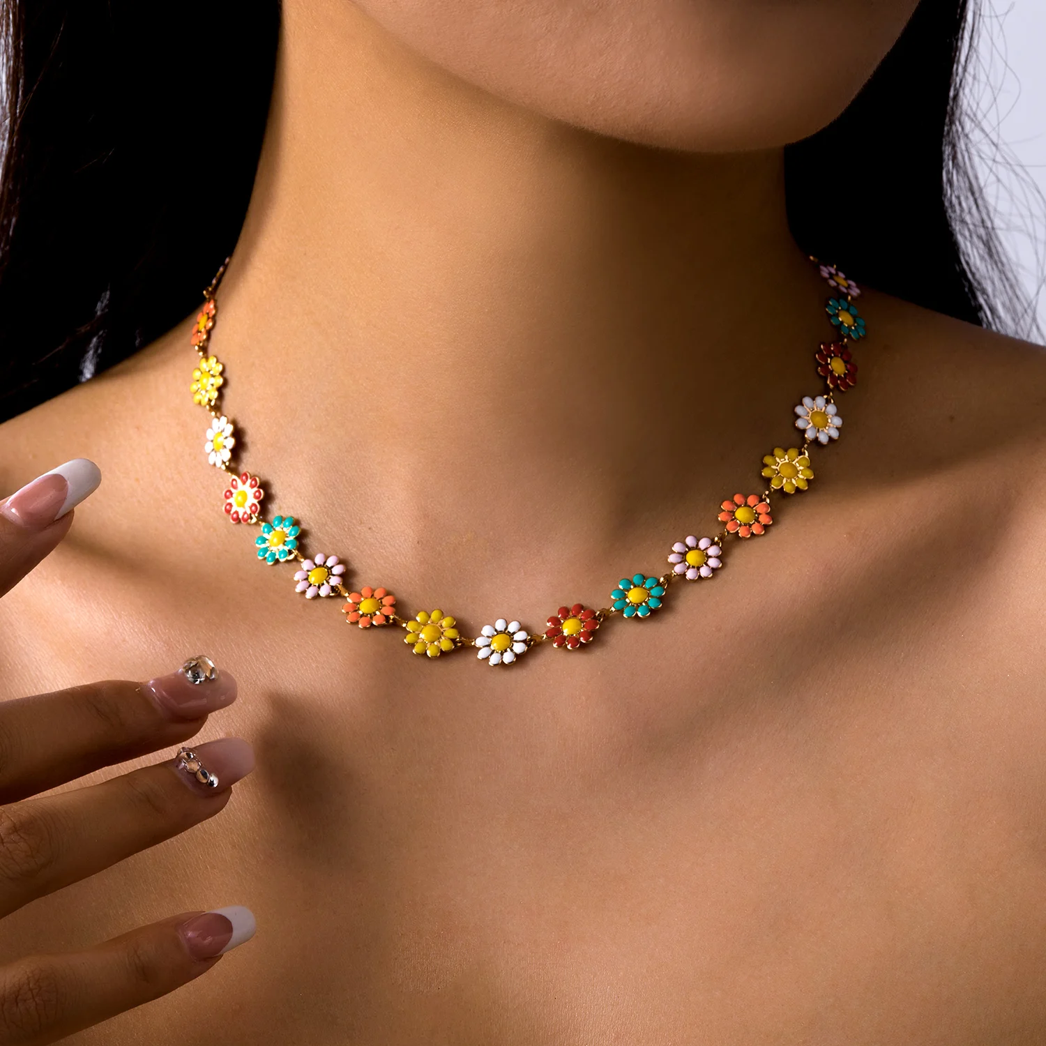 Collier ras du cou