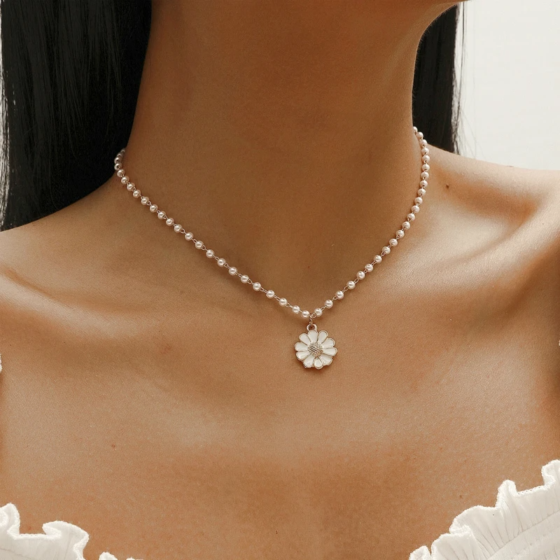 Collier à fleur marguerite