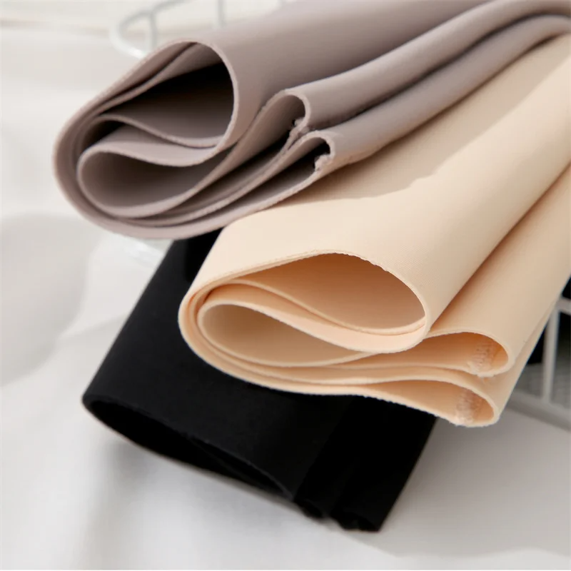 Culotte string taille haute sans couture