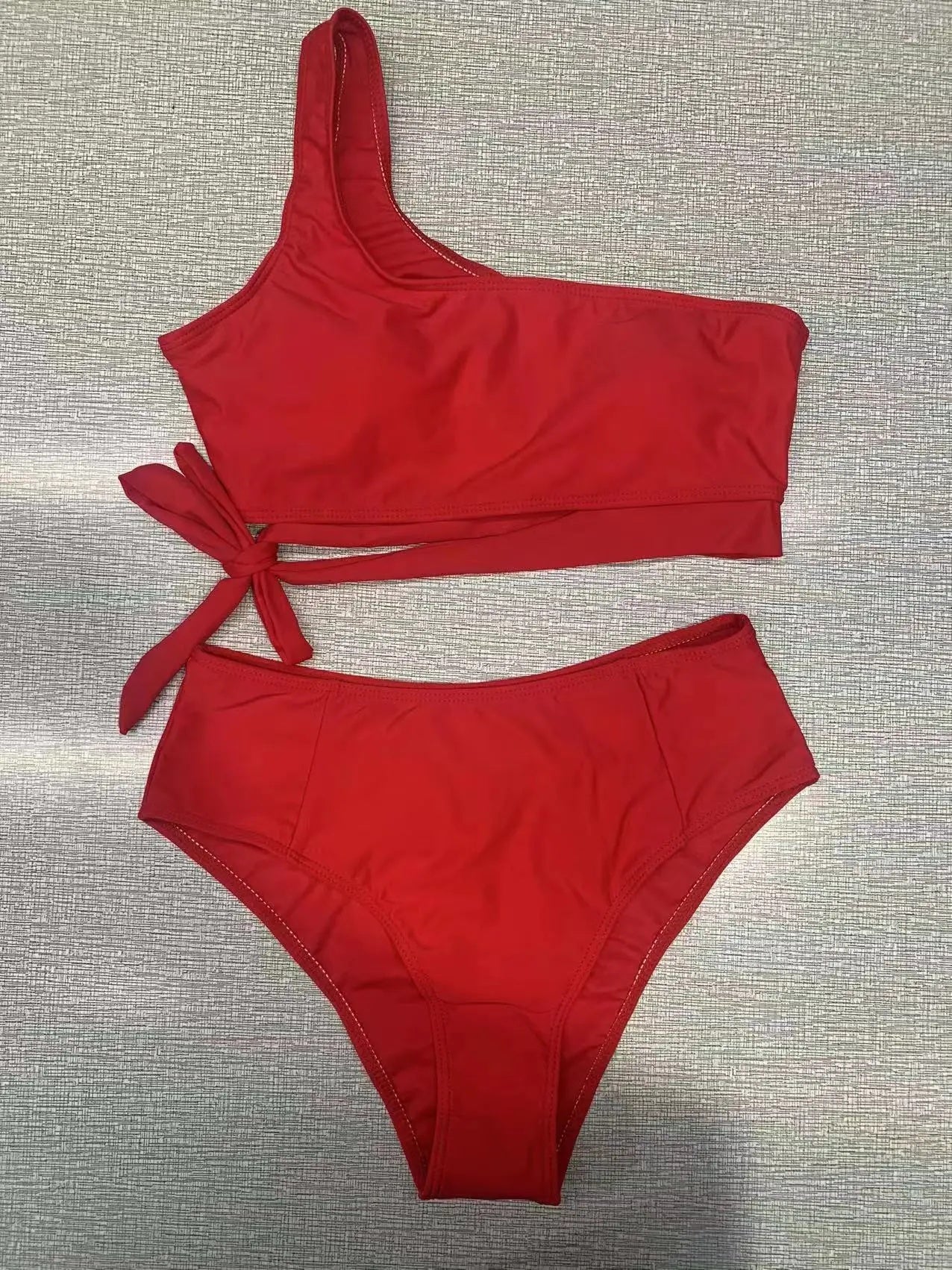 Maillot de bain taille haute sexy