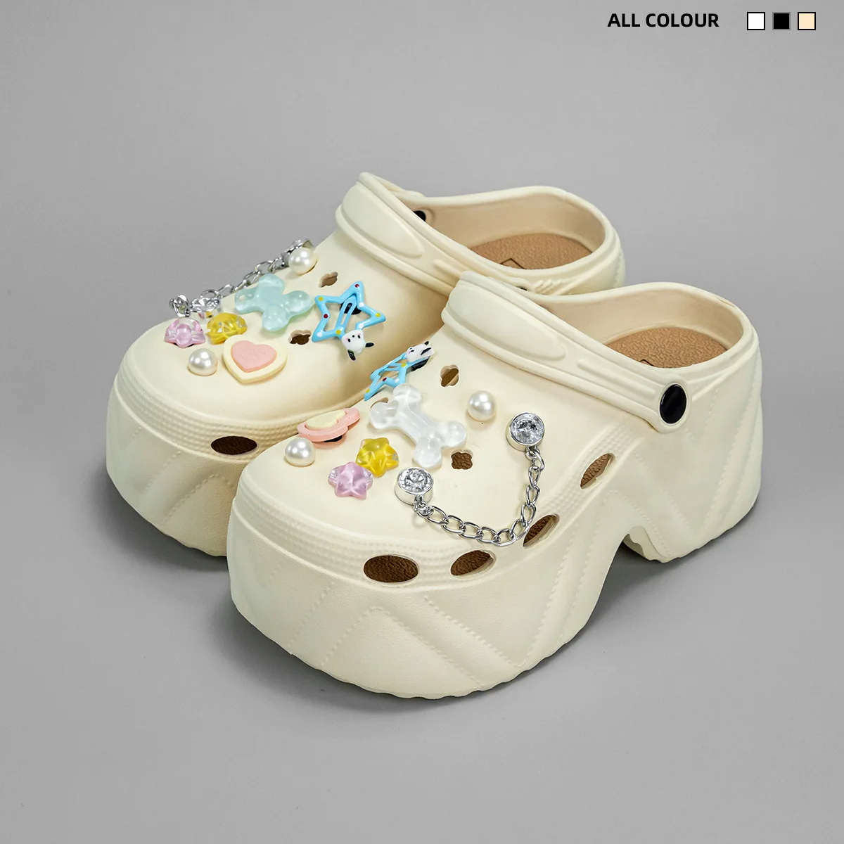 Pantoufles pour femmes 9CM " avec des décorations "