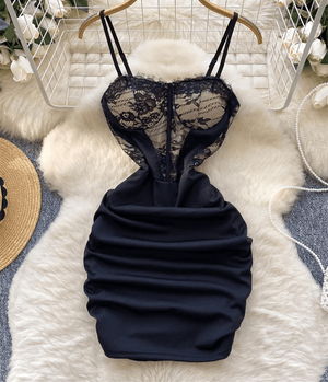 Robe froncée courte chic – Look bohème été femme